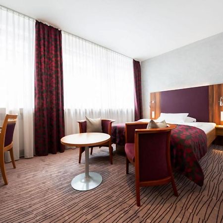 Kronenhotel Stuttgart Buitenkant foto