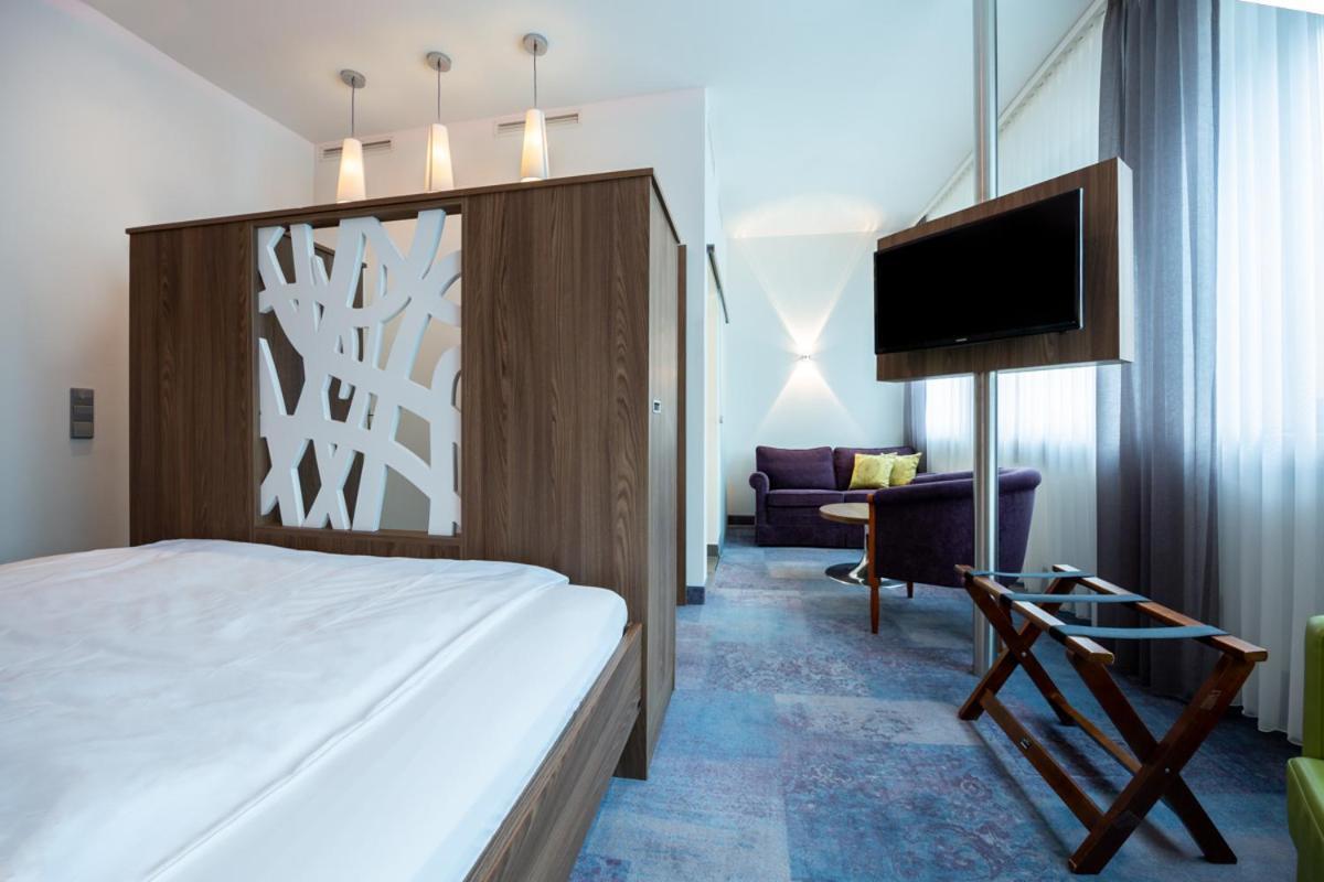 Kronenhotel Stuttgart Buitenkant foto