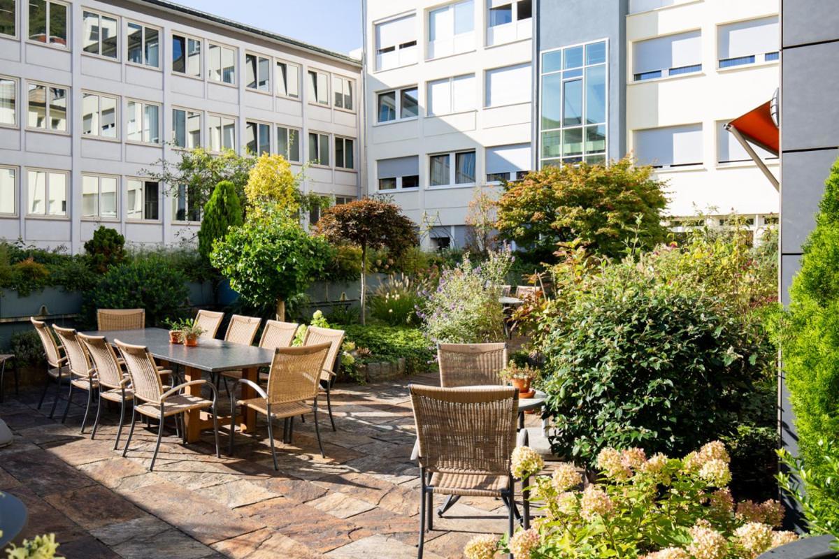 Kronenhotel Stuttgart Buitenkant foto